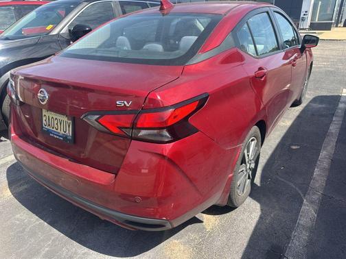 Scarlet Ember Pearl Metallic 2020 Nissan Versa 1.6 SV