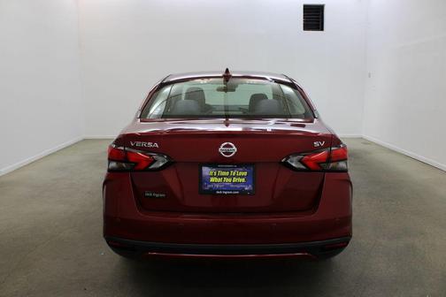 Scarlet Ember Pearl Metallic 2020 Nissan Versa 1.6 SV