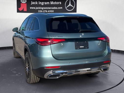2026 Mercedes-Benz GLC 300 Base