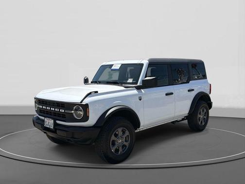 Oxford White 2025 Ford Bronco Big Bend