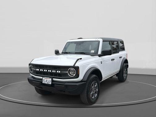 Oxford White 2025 Ford Bronco Big Bend