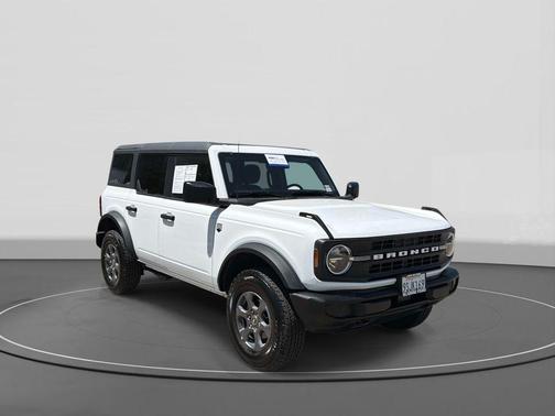 Oxford White 2025 Ford Bronco Big Bend