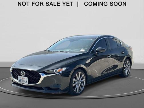 Jet Black Mica 2019 Mazda Mazda3 FWD w/Preferred Package