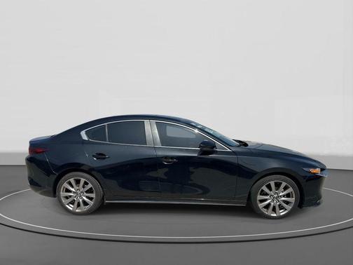 Jet Black Mica 2019 Mazda Mazda3 FWD w/Preferred Package