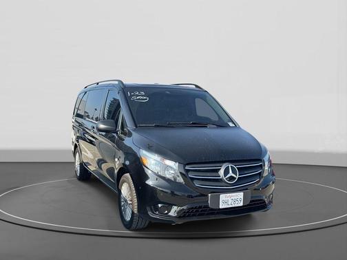 2023 Mercedes-Benz Metris Base
