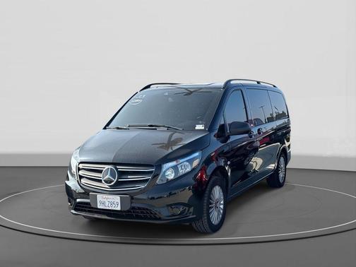 2023 Mercedes-Benz Metris Base