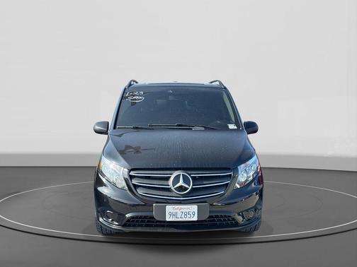 2023 Mercedes-Benz Metris Base