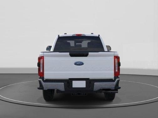 Oxford White 2026 Ford F-250 XLT