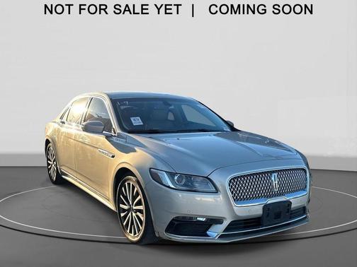 2017 Lincoln Continental Select