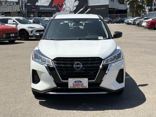 Fresh Powder 2024 Nissan Kicks S