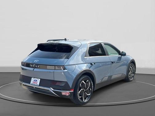 2024 Hyundai IONIQ 5 SE