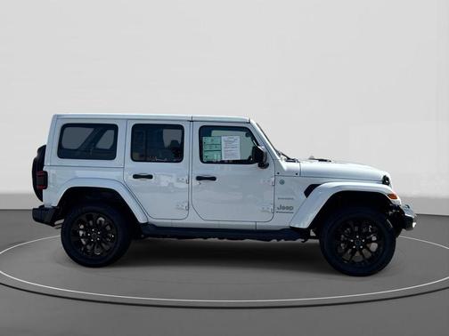 Bright White Clearcoat 2024 Jeep Wrangler 4xe Sahara