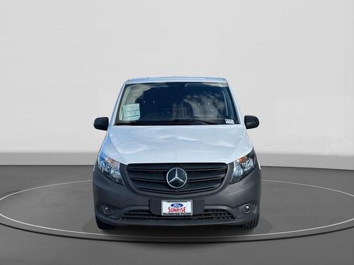 2023 Mercedes-Benz Metris Base