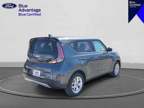 Gravity Gray 2025 Kia Soul LX