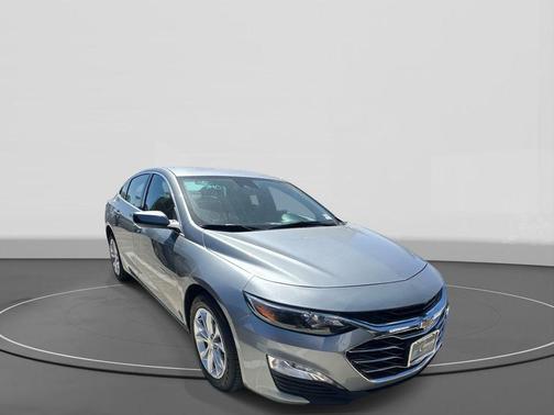 Sterling Gray Metallic 2024 Chevrolet Malibu LT