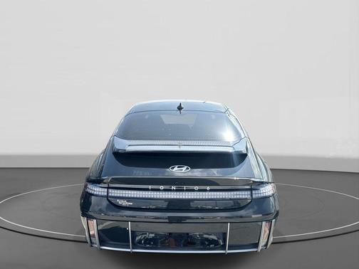 Green 2024 Hyundai IONIQ 6 SE