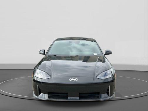 Green 2024 Hyundai IONIQ 6 SE