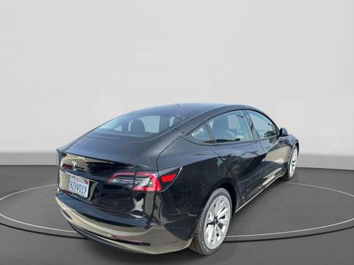 Black 2022 Tesla Model 3 Base