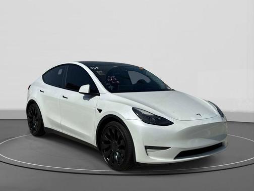 White 2022 Tesla Model Y Performance