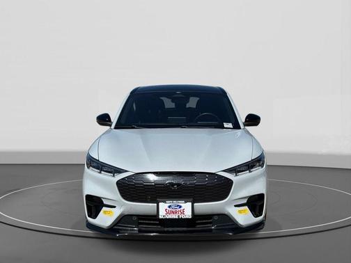 Space White Metallic 2022 Ford Mustang Mach-E GT