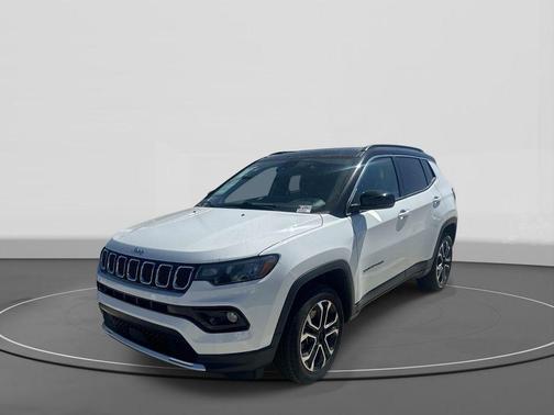 Bright White Clearcoat 2024 Jeep Compass Limited
