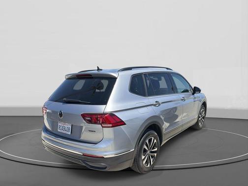 Pyrite Silver Metallic 2024 Volkswagen Tiguan 2.0T S
