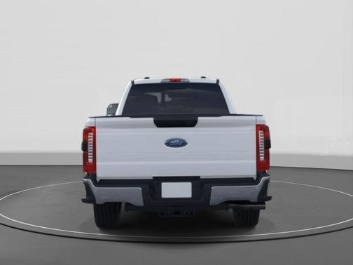 2026 Ford F-350 XLT