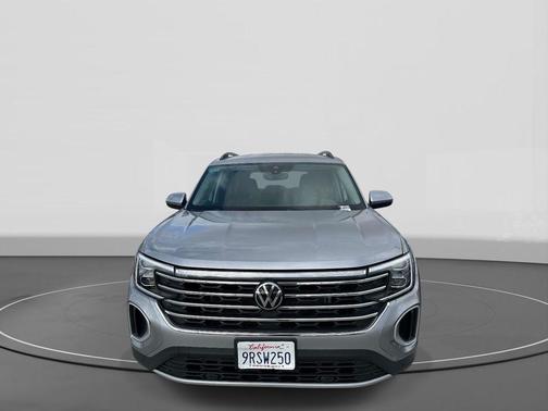 Silver Mist Metallic 2025 Volkswagen Atlas 2.0T SE