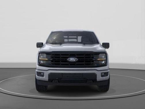 Avalanche 2026 Ford F-150 XLT