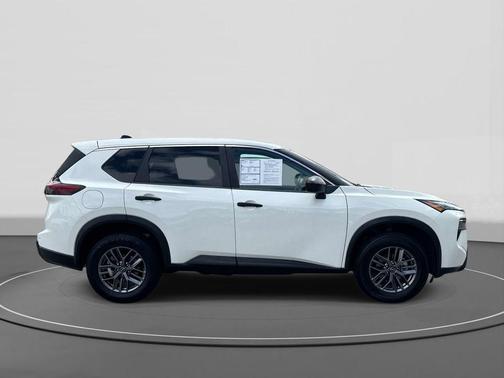 Glacier White 2024 Nissan Rogue S