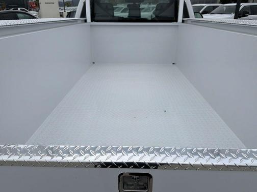 Oxford White 2026 Ford F-250 XL