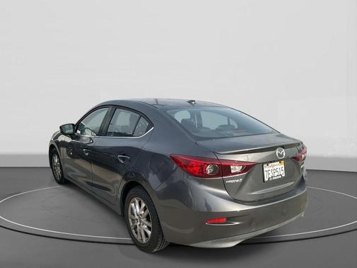 2015 Mazda Mazda3 i Touring