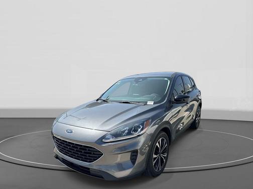 Carbonized Gray Metallic 2022 Ford Escape SE