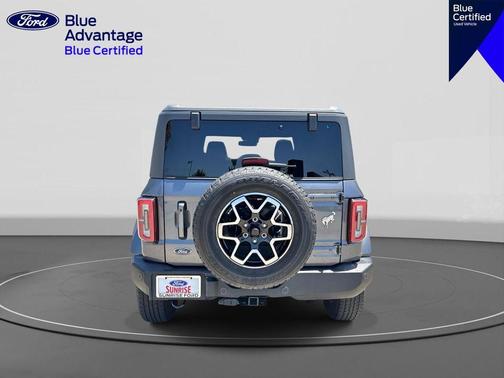Carbonized Gray Metallic 2023 Ford Bronco Outer Banks