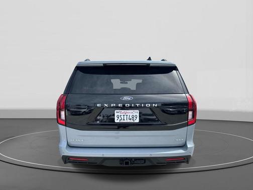 Glacier Gray Metallic 2025 Ford Expedition Max Active
