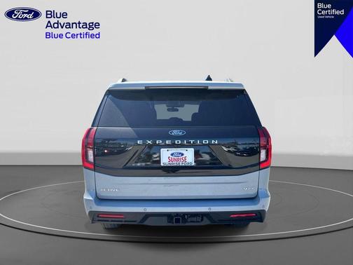 Glacier Gray Metallic 2025 Ford Expedition Max Active