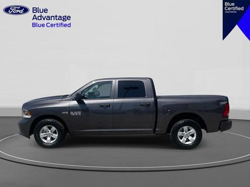 Granite Crystal Clearcoat Metallic 2018 RAM 1500 Express
