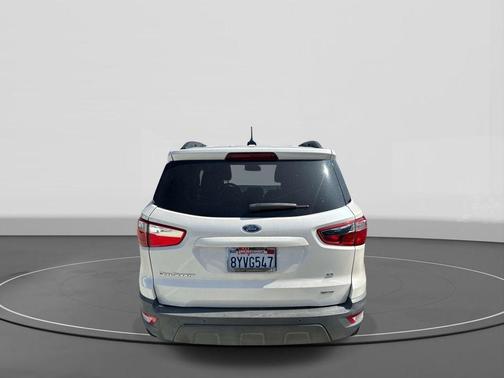 White Platinum Tri-Coat Metallic 2018 Ford EcoSport SE