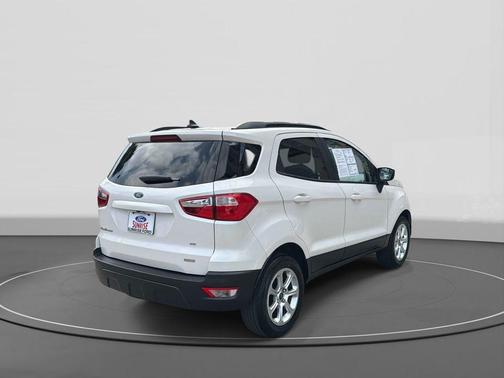 White Platinum Tri-Coat Metallic 2018 Ford EcoSport SE