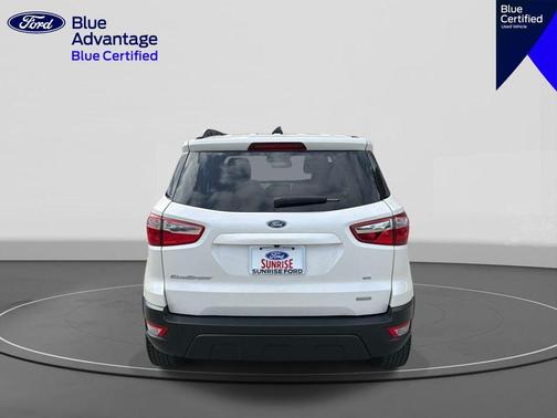 White Platinum Tri-Coat Metallic 2018 Ford EcoSport SE