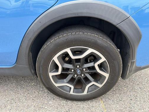 Hyper Blue 2016 Subaru Crosstrek 2.0i Limited