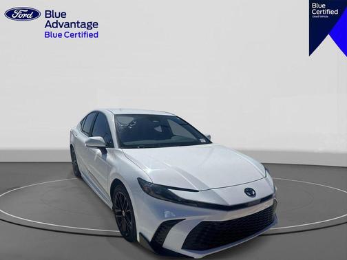 Ice 2025 Toyota Camry SE