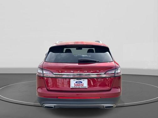 2019 Lincoln Nautilus Select