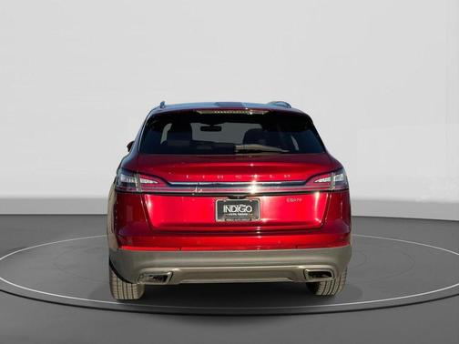 2019 Lincoln Nautilus Select