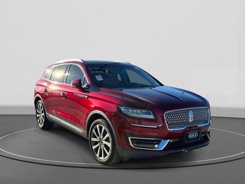 2019 Lincoln Nautilus Select