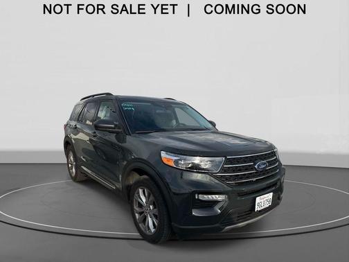 Green Metallic 2023 Ford Explorer XLT