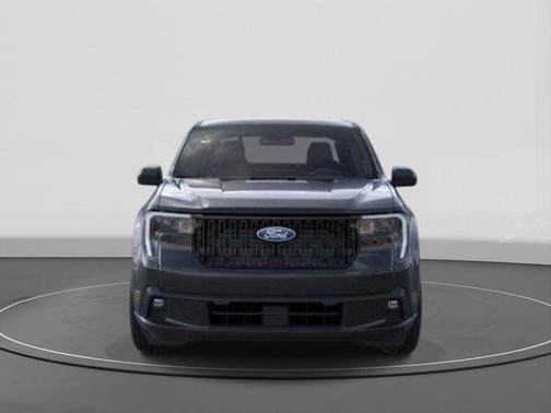 Shadow Black 2026 Ford Maverick Lobo Standard