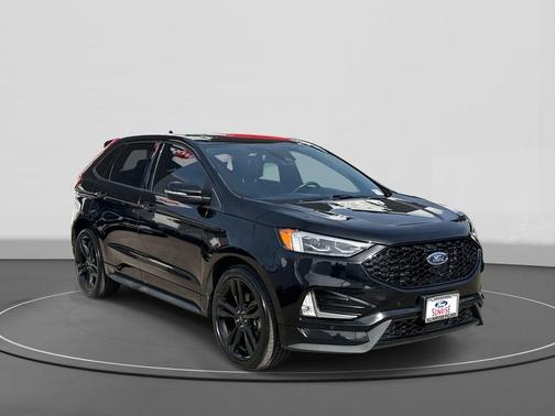 2020 Ford Edge ST