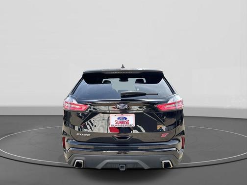 2020 Ford Edge ST
