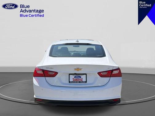 Summit White 2024 Chevrolet Malibu LT